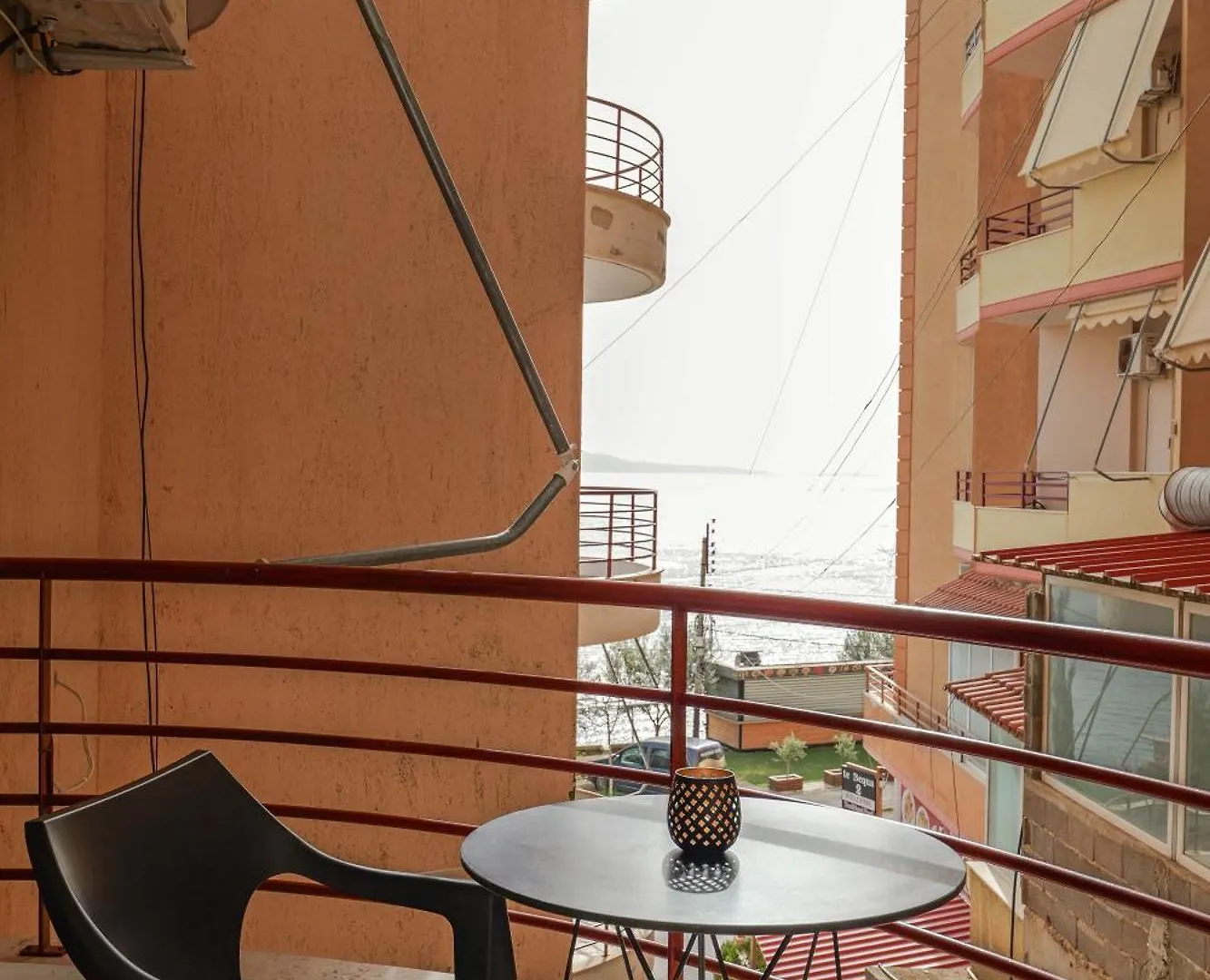 Sunny Apts ساراندا شقة