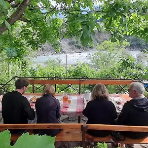 Honey-house “kastrioti” Accommodatie bij particulieren