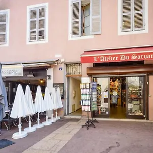 https://3-star-rated-apartment-in-the-heart-of-the-old-annecy.hotels-rhonealpes.com