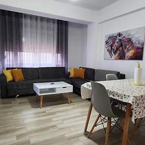  Apartament Old Town Boulevard In Center