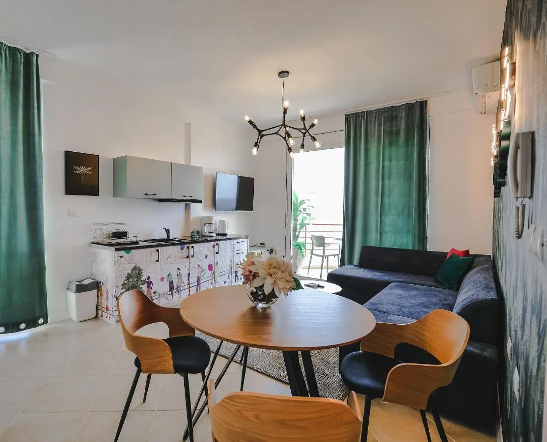 Sunny Apts Σαράντα
