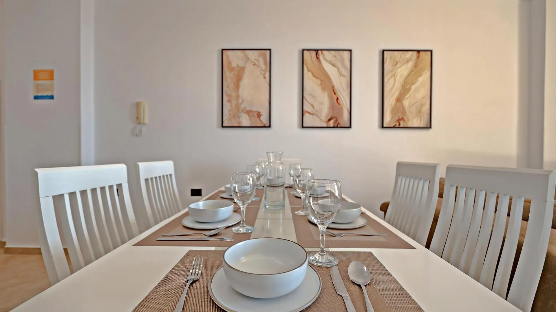 Sunny Apts Σαράντα