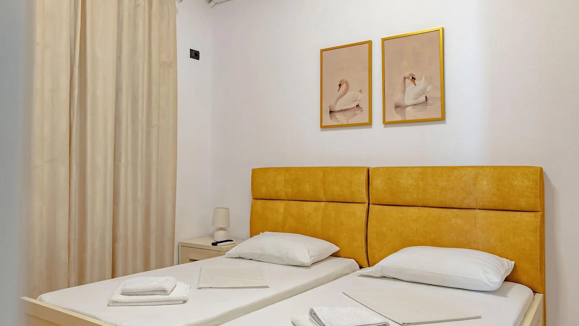 Sunny Apts Saranda