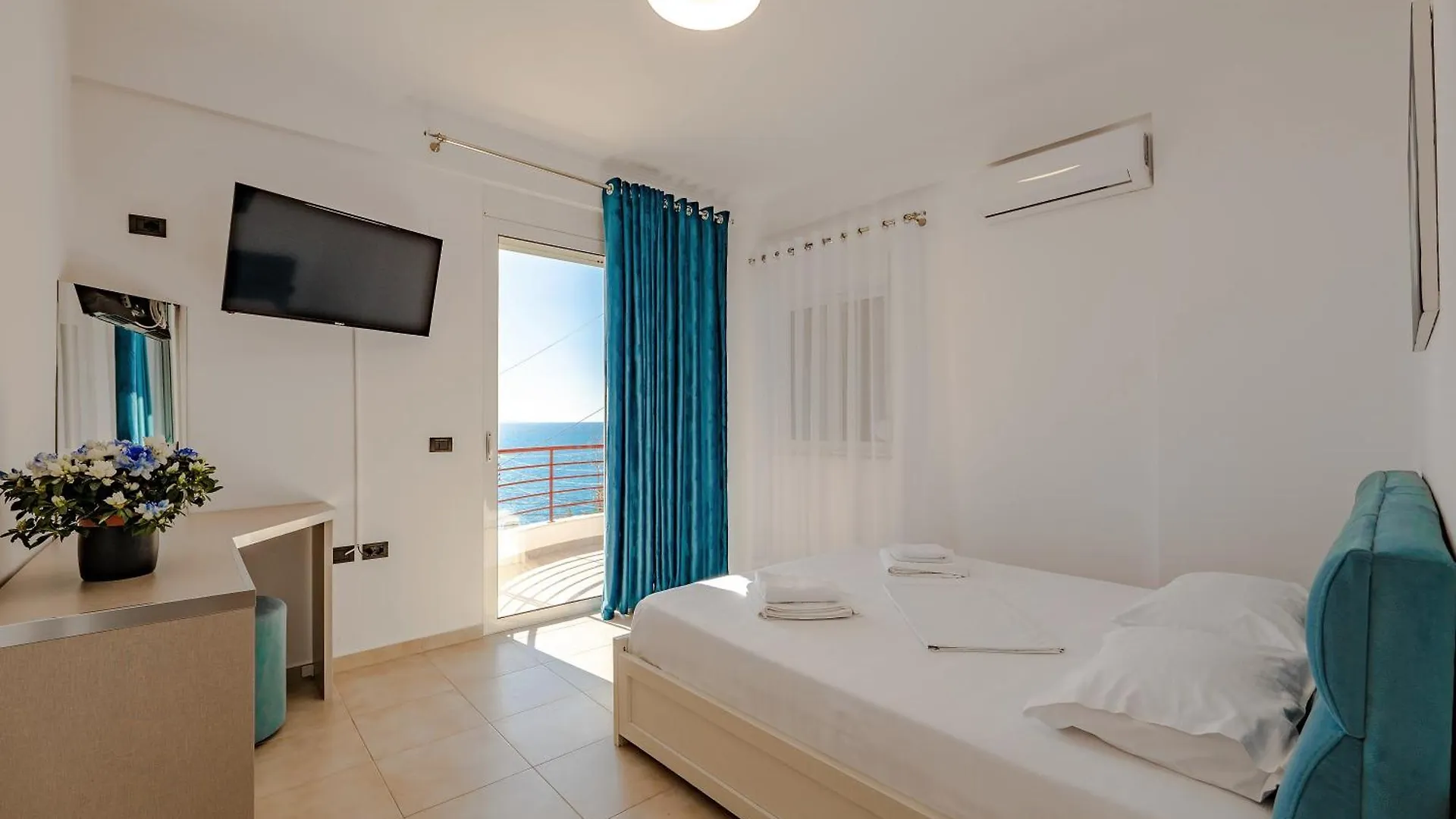 Sunny Apts Saranda Appartement